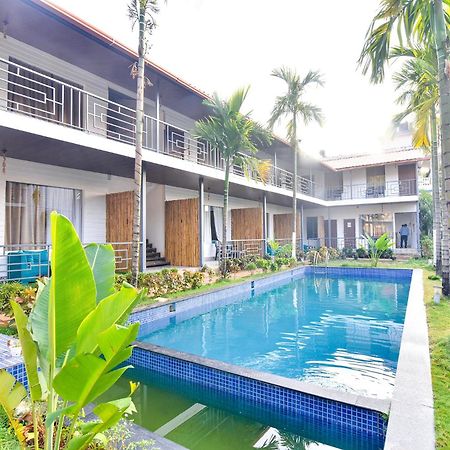 Fabhotel Morjim Bliss - 500M From Morjim Beach Exterior foto